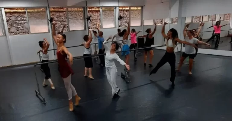 Balé TCA oferece aulas abertas de dança clássica durante mês de outubro