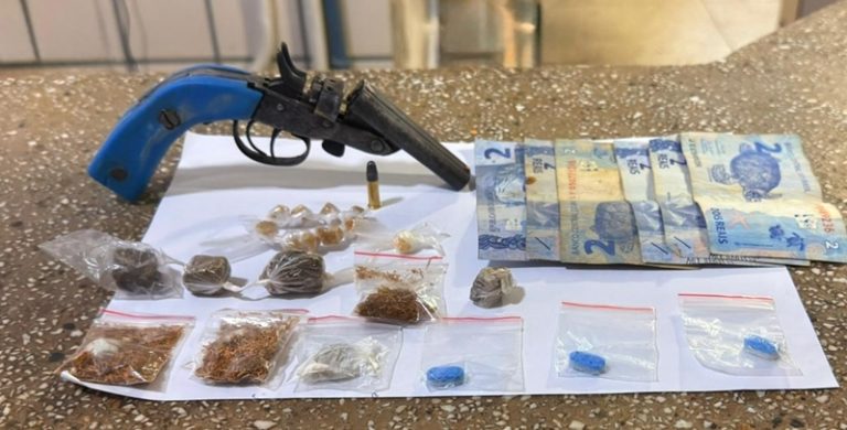 Polícia Militar desmantela ponto de venda de drogas na Biquinha, mas suspeitos escapam