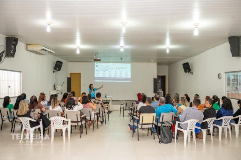 Teixeira dá início à criação do novo Plano Municipal de Educação