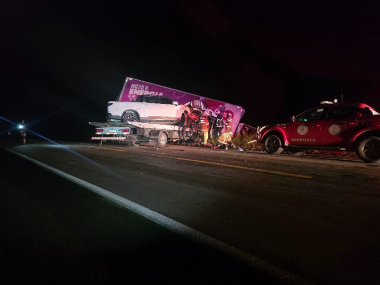 Acidente trágico na BR-101 resulta em morte de motorista e um ferido em Caravelas