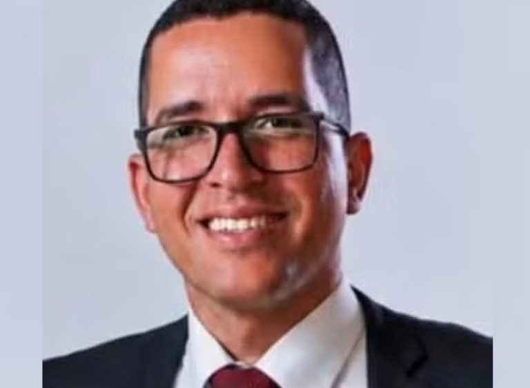 Família recompensa com R$ 5 mil por pistas sobre o paradeiro de advogado desaparecido